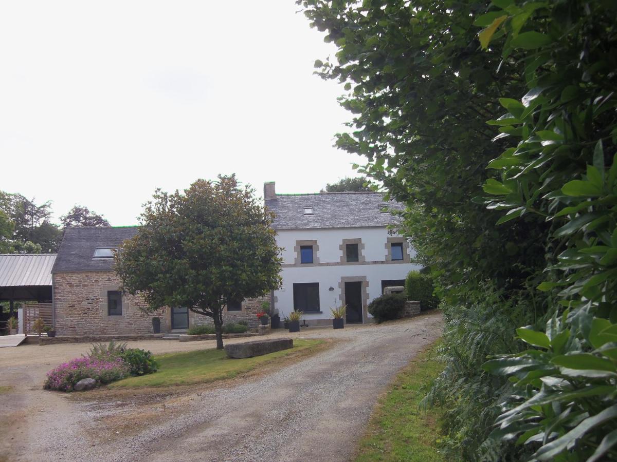 Longere De Kerveguen Argoat Villa Leuhan Eksteriør billede